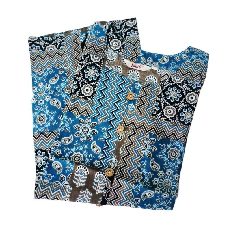 Short Kurti Unfolded